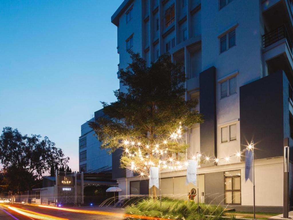 Clef Hotel Bangkok Dış mekan fotoğraf