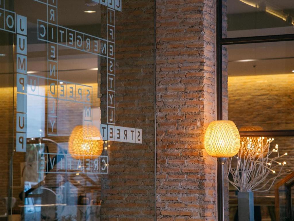 Clef Hotel Bangkok Dış mekan fotoğraf