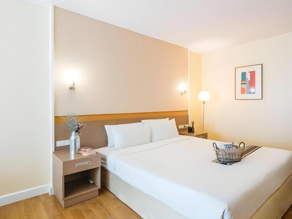 Clef Hotel Bangkok Dış mekan fotoğraf