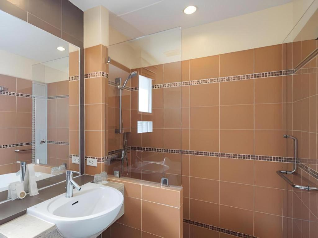 Clef Hotel Bangkok Dış mekan fotoğraf
